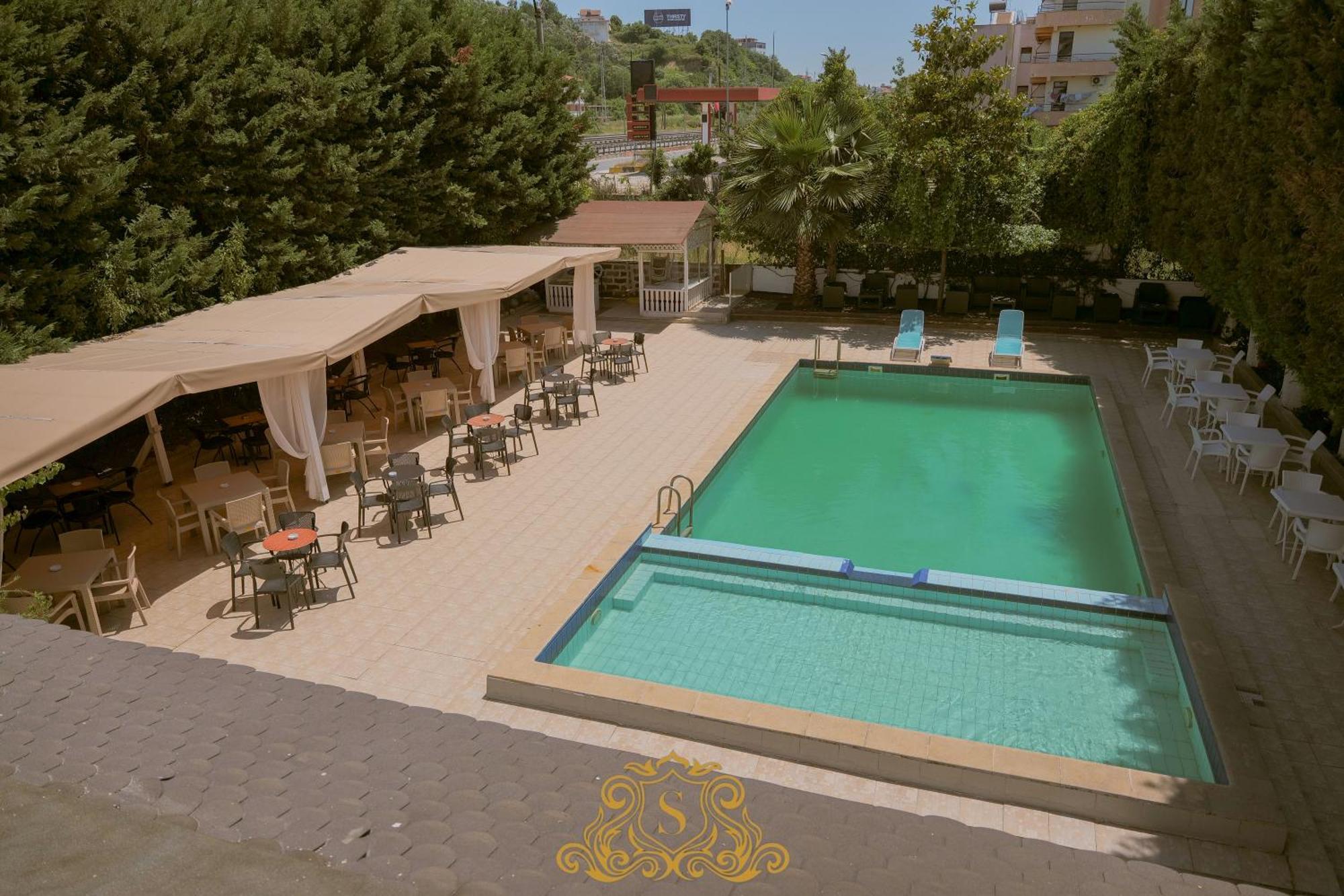 Hotel Sorrente Golem  Buitenkant foto