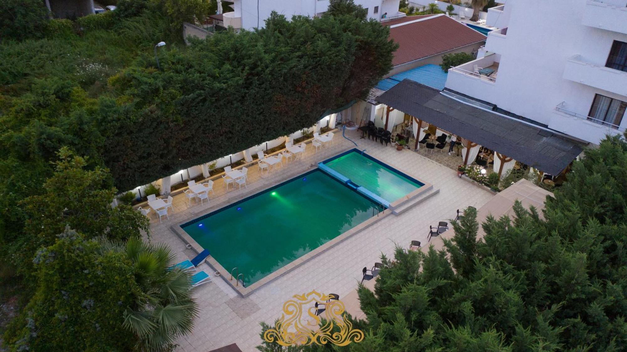 Hotel Sorrente Golem  Buitenkant foto