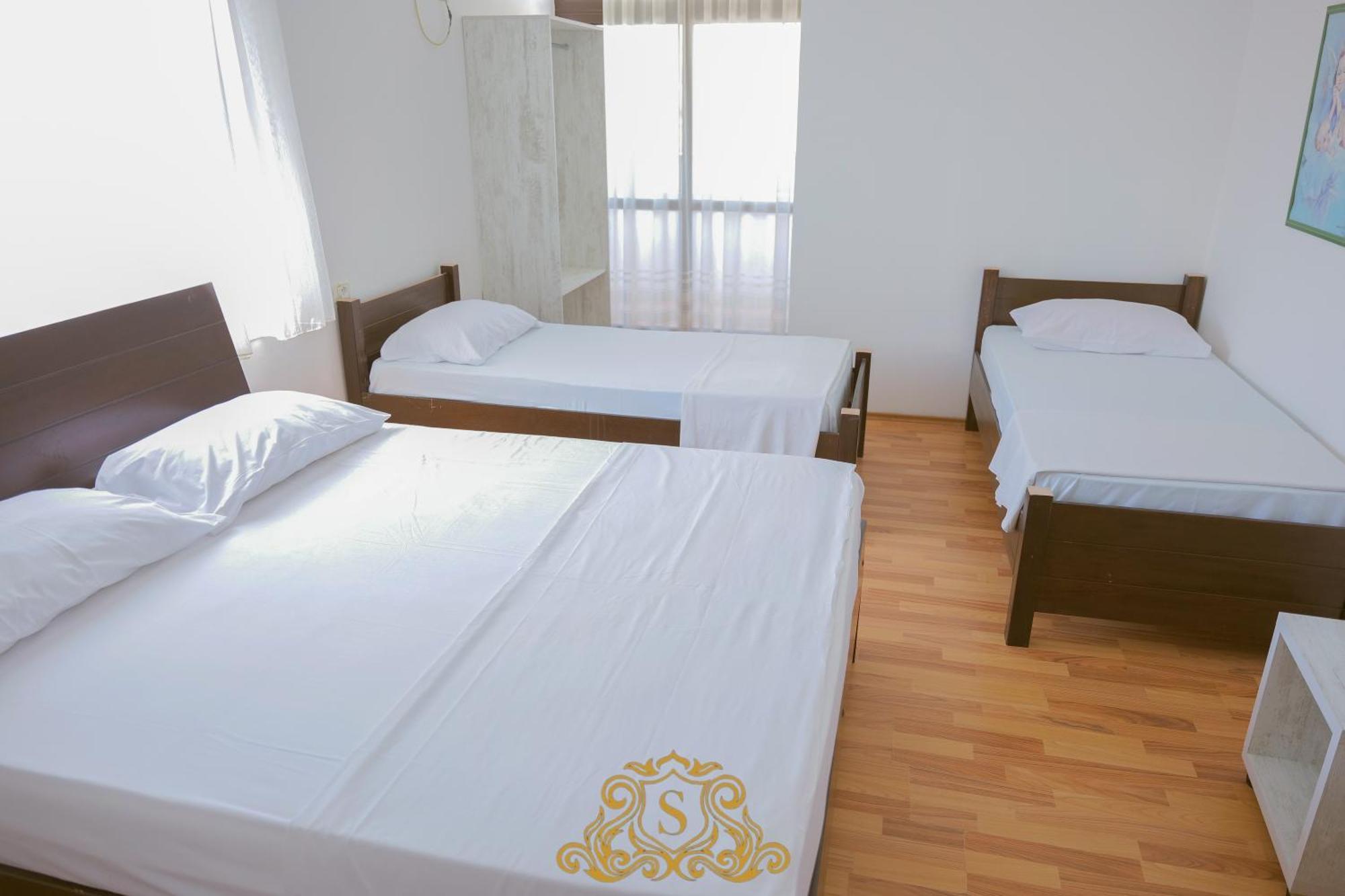 Hotel Sorrente Golem  Buitenkant foto