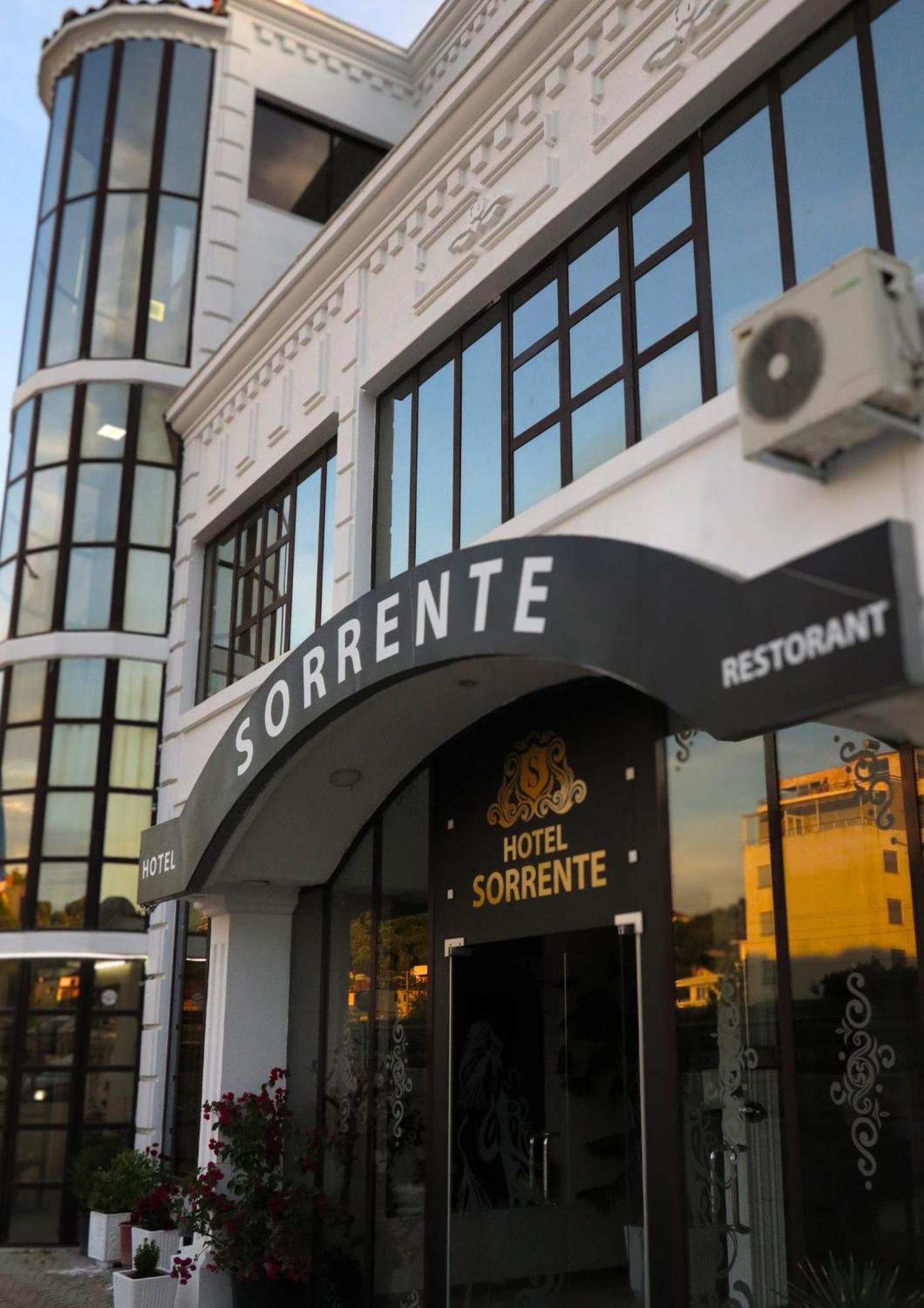 Hotel Sorrente Golem  Buitenkant foto